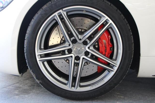Mercedes Benz Amg Gt image 9