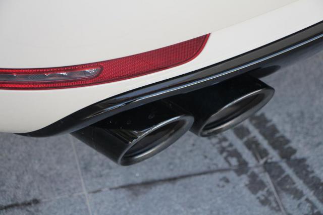 Porsche Macan image 8