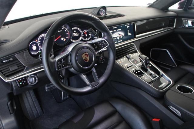 Porsche Panamera image 9