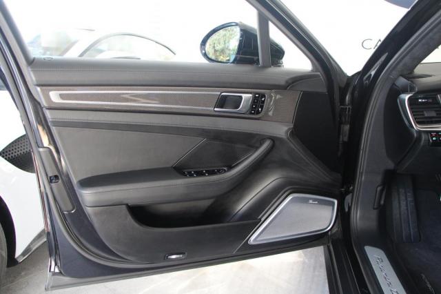 Porsche Panamera image 4