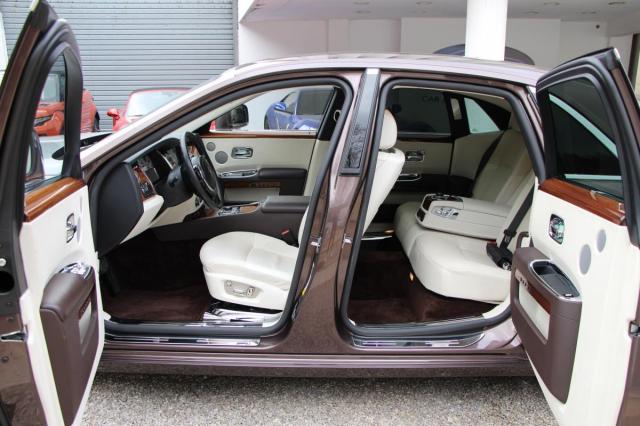 Rolls Royce Ghost image 3