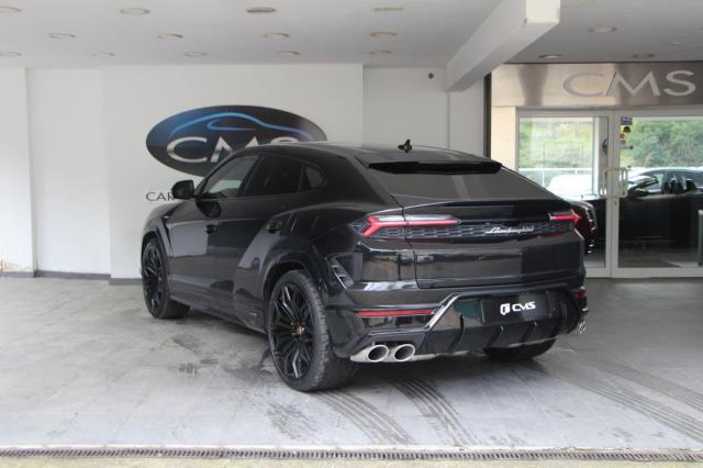 Lamborghini Urus image 1