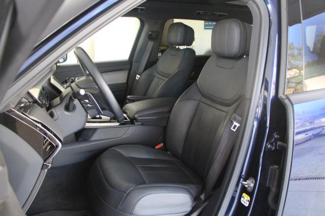 Land Rover Range Rover Sport image 9