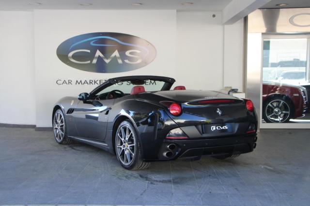 Ferrari California image 6