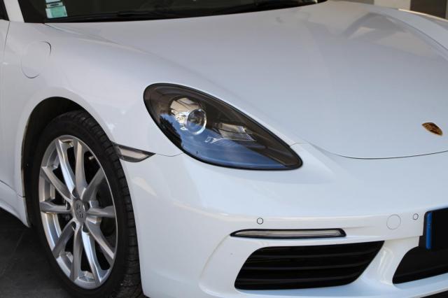 Porsche 718 Boxster image 8