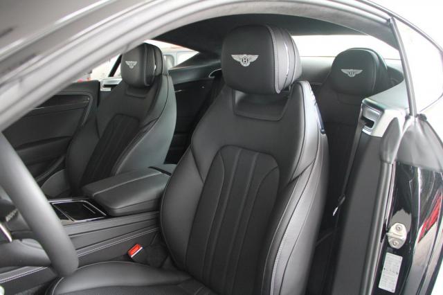 Bentley Continental Gt image 3