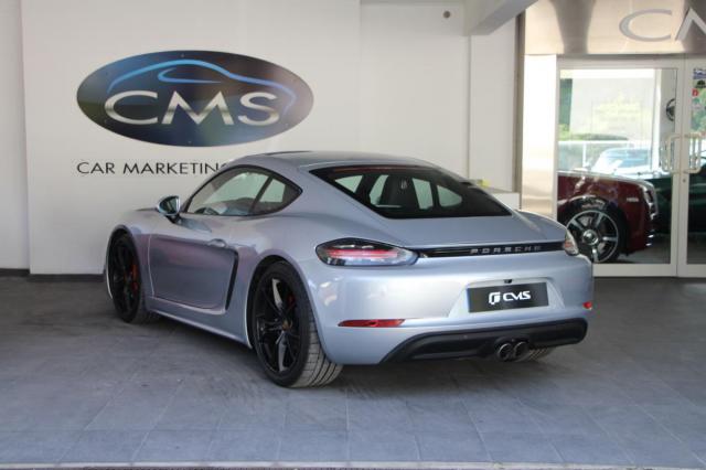 Porsche 718 Cayman image 3