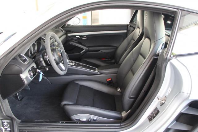 Porsche 718 Cayman image 6