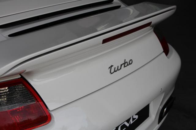 Porsche 911 image 3