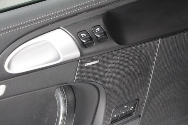 Porsche 911 image 2