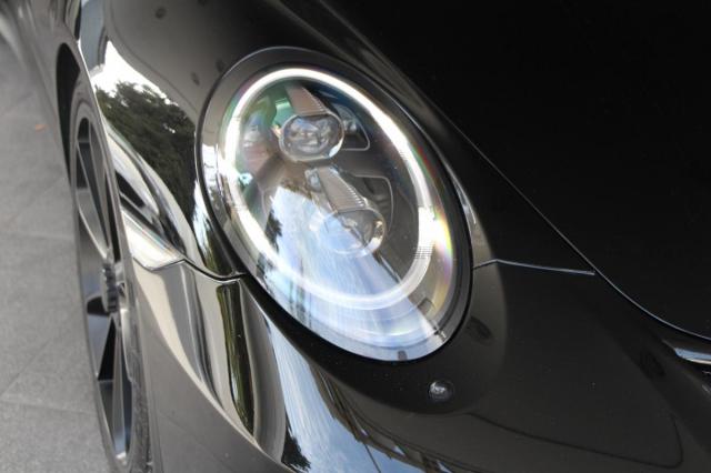 Porsche 911 image 5