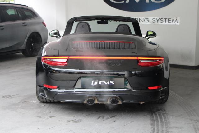 Porsche 911 image 7