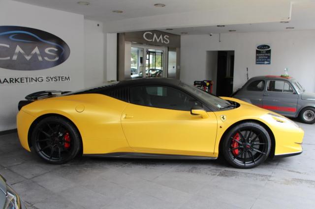Ferrari 458 Italia image 2