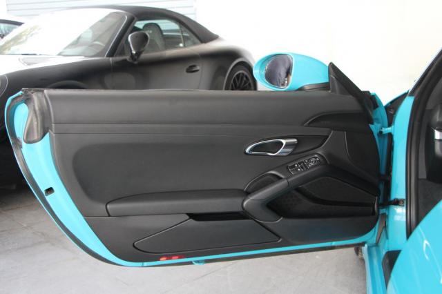 Porsche 718 Cayman image 4