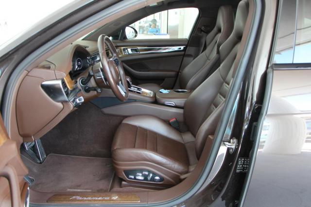 Porsche Panamera image 4