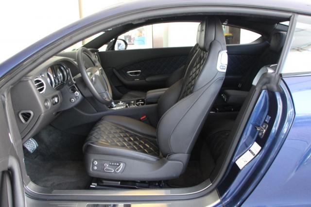 Bentley Continental Gt image 1