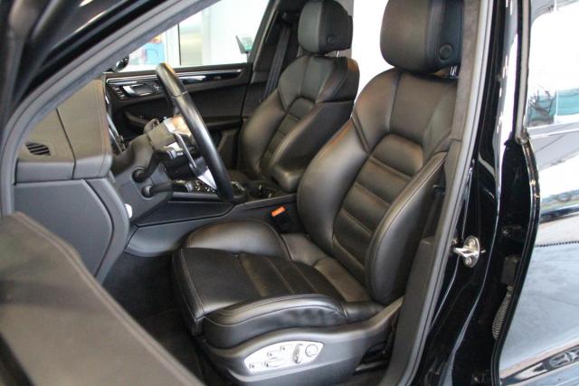 Porsche Macan image 6