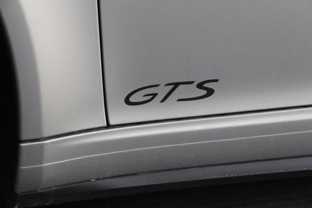 Porsche 911 image 5