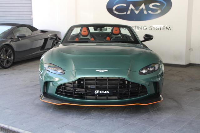 Aston Martin V12 Vantage image 1