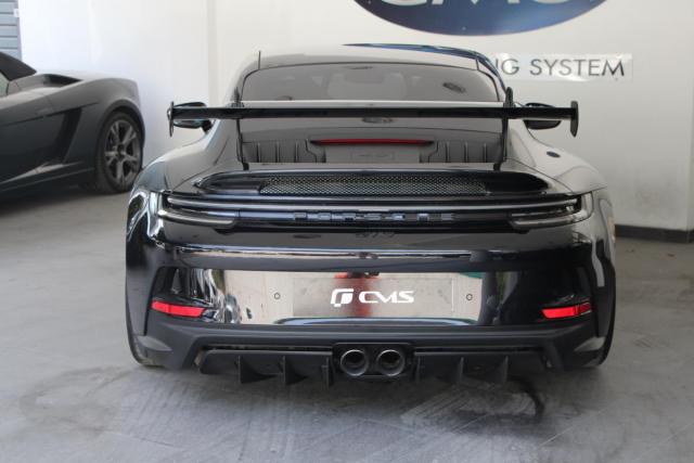 Porsche 911 image 2
