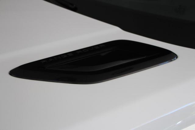 Land Rover Range Rover Sport image 9