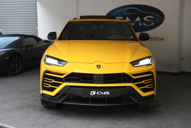Lamborghini Urus image 1