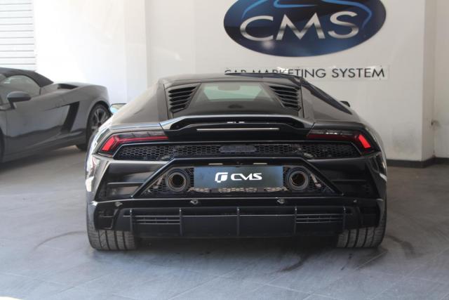 Lamborghini Huracán image 3