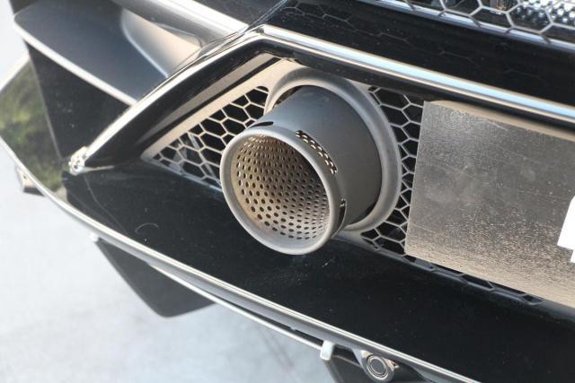Lamborghini Huracán image 5