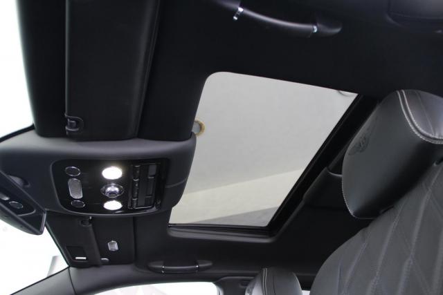 Bentley Flying Spur image 8