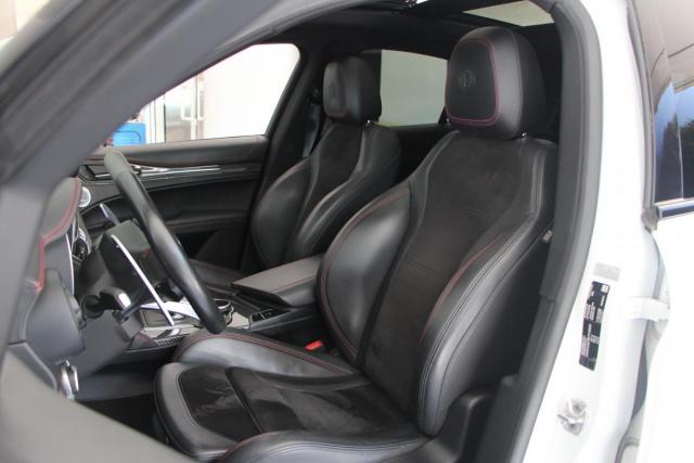 Alfa Romeo Stelvio image 4