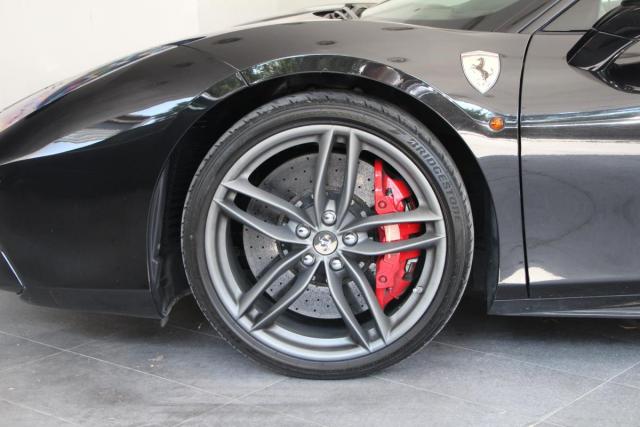 Ferrari 488 Gtb image 2