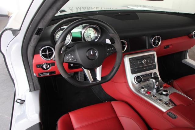 Mercedes Benz Sls Amg image 8