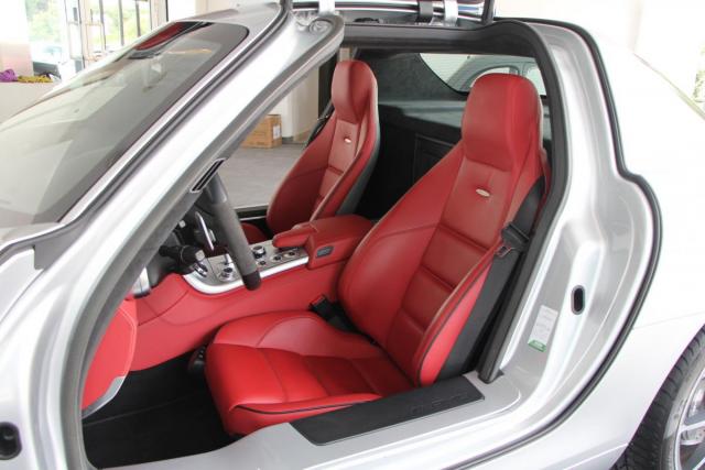 Mercedes Benz Sls Amg image 5