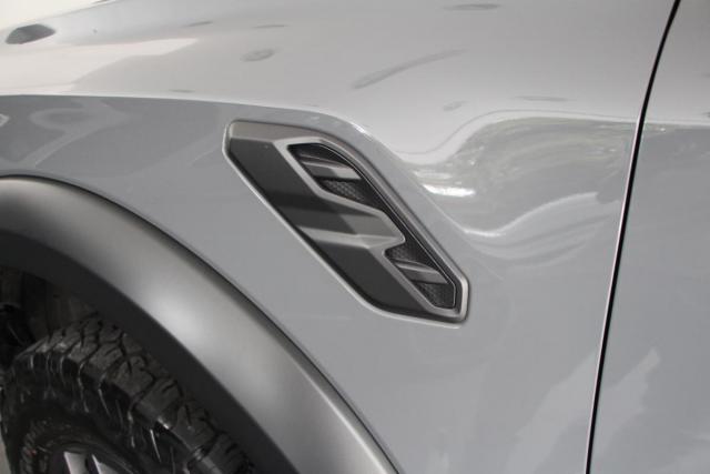 Ford Ranger image 9