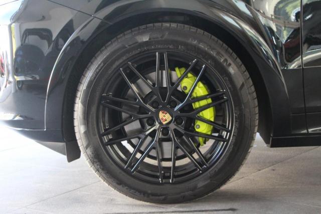 Porsche Cayenne Coupé image 5