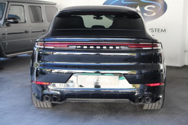 Porsche Cayenne Coupé image 9