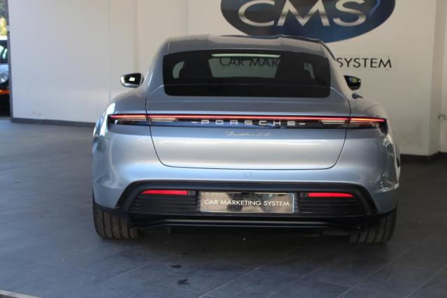 Porsche Taycan image 2