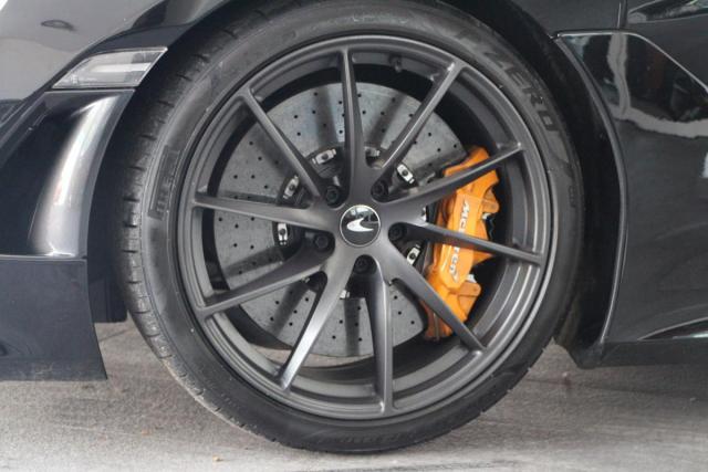 Mclaren 720s image 4