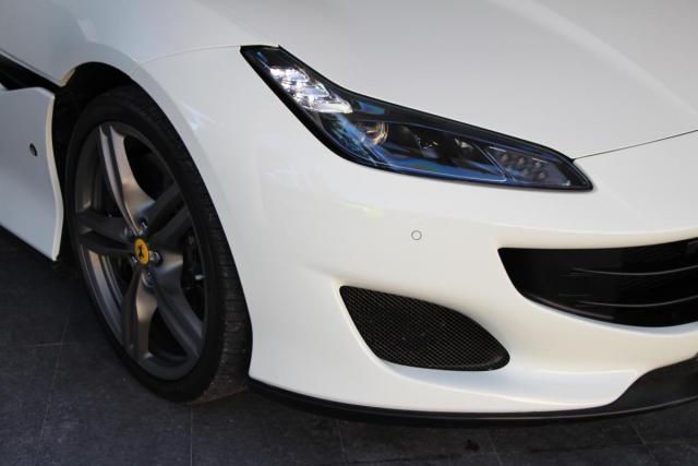 Ferrari Portofino image 8