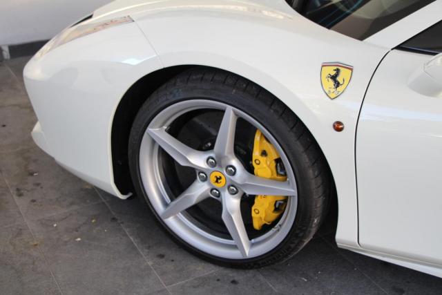 Ferrari 488 Spider image 2