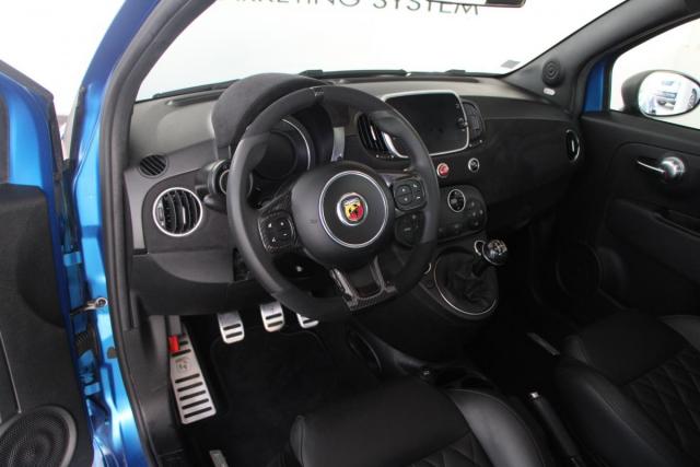 Abarth 595 image 1