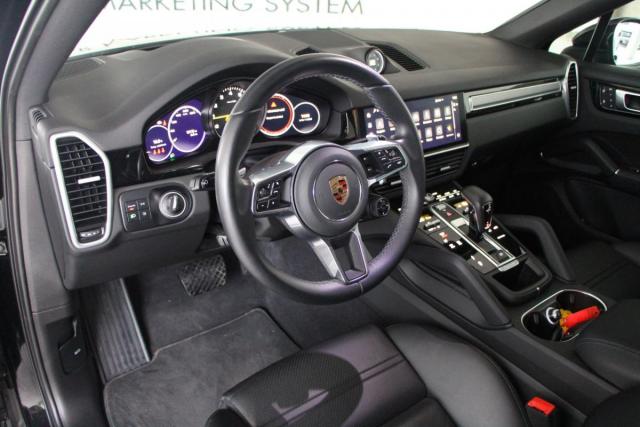 Porsche Cayenne Coupé image 3