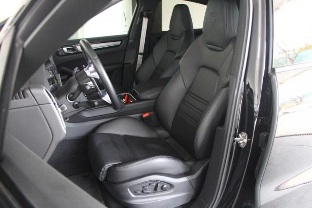 Porsche Cayenne Coupé image 9