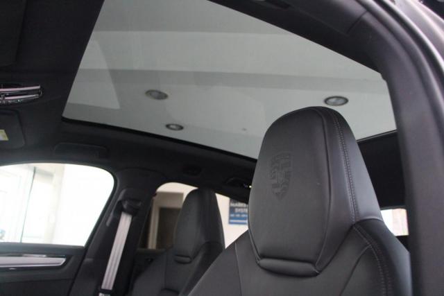 Porsche Cayenne Coupé image 6