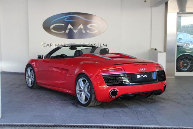 Audi R8 Spyder image 3
