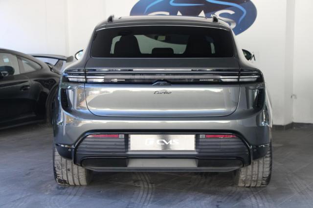 Porsche Macan image 6