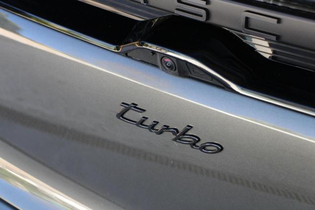 Porsche Macan image 8