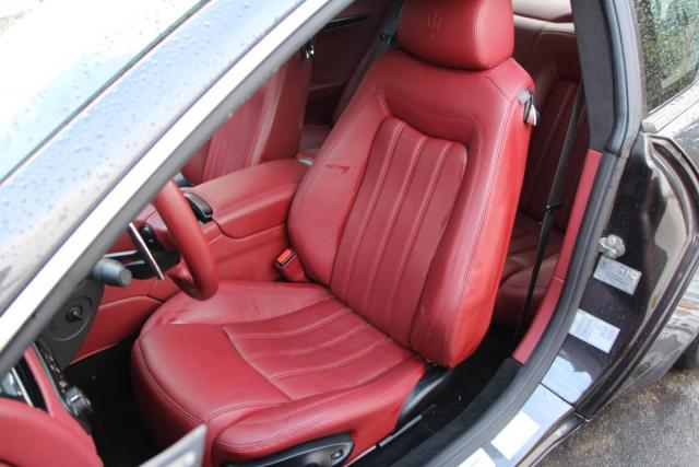 Maserati Granturismo image 9