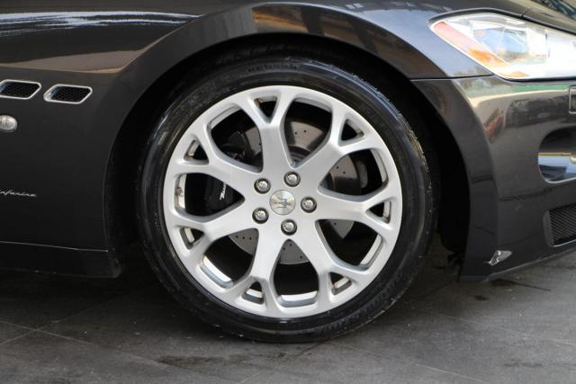 Maserati Granturismo image 5