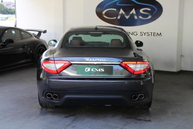 Maserati Granturismo image 8